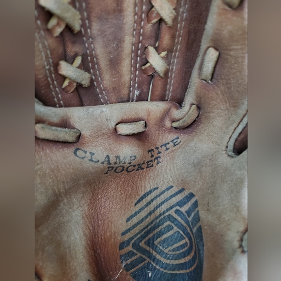 Dudley Baseball/Softball Glove Pro Model D-5001 Custom Built With 1 Baseball - Picture 6 of 8